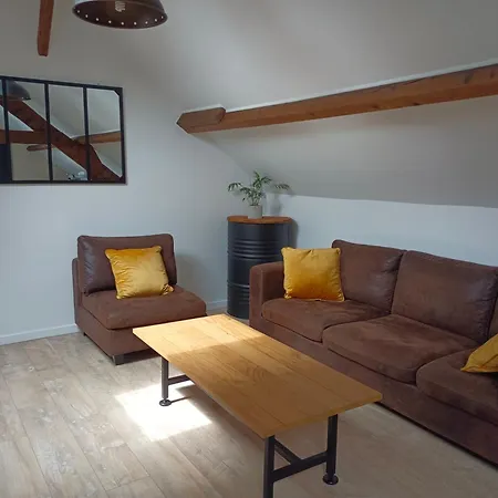Au 112 Holiday home Estrees-Saint-Denis